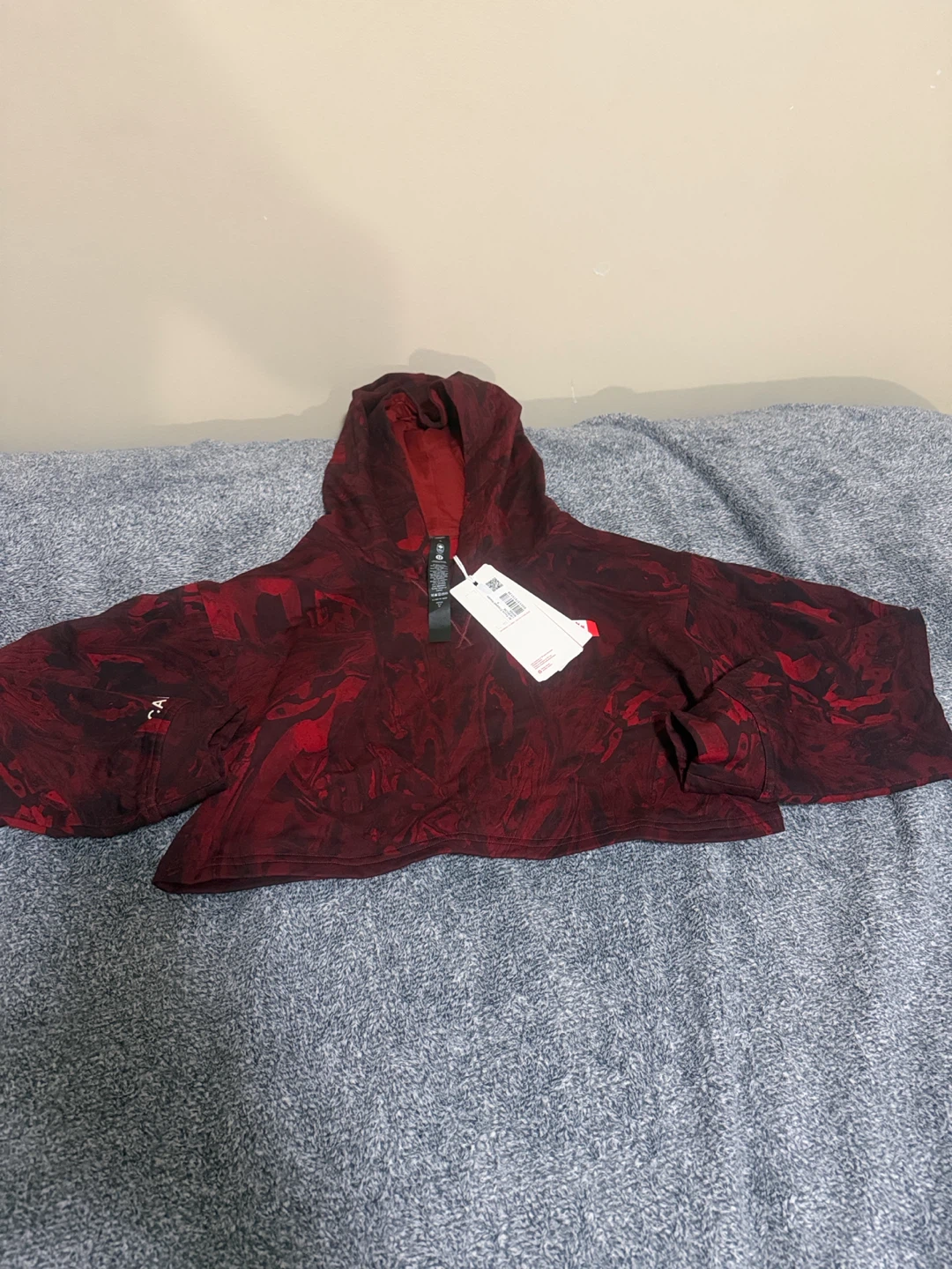 Lululemon All Yours Cropped Hoodie Size 6 Red - photo 3