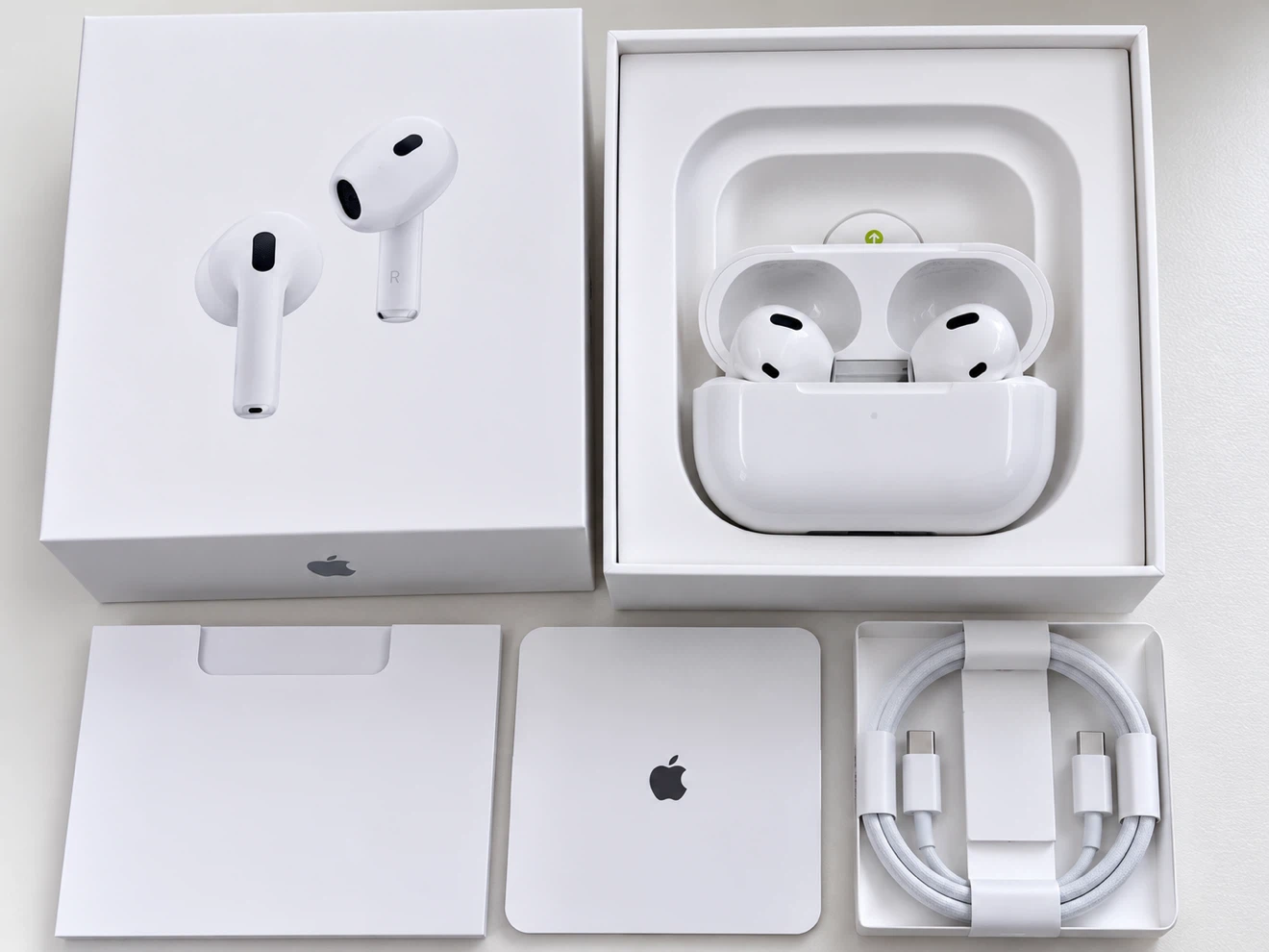 Apple AirPods Pro (2end generation)  + warranty
