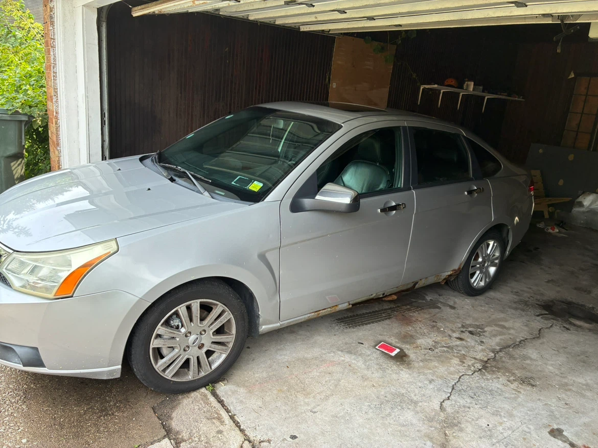 Silver Ford Focus Sedan