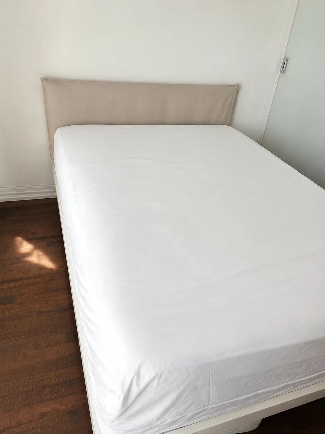 Double/Full Mattress with Mattress Protector