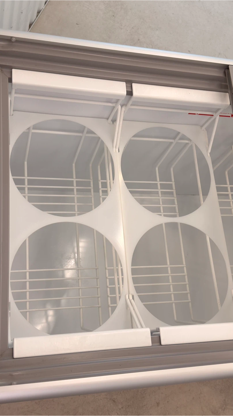 Celcold Commercial Chest Freezer - photo 5