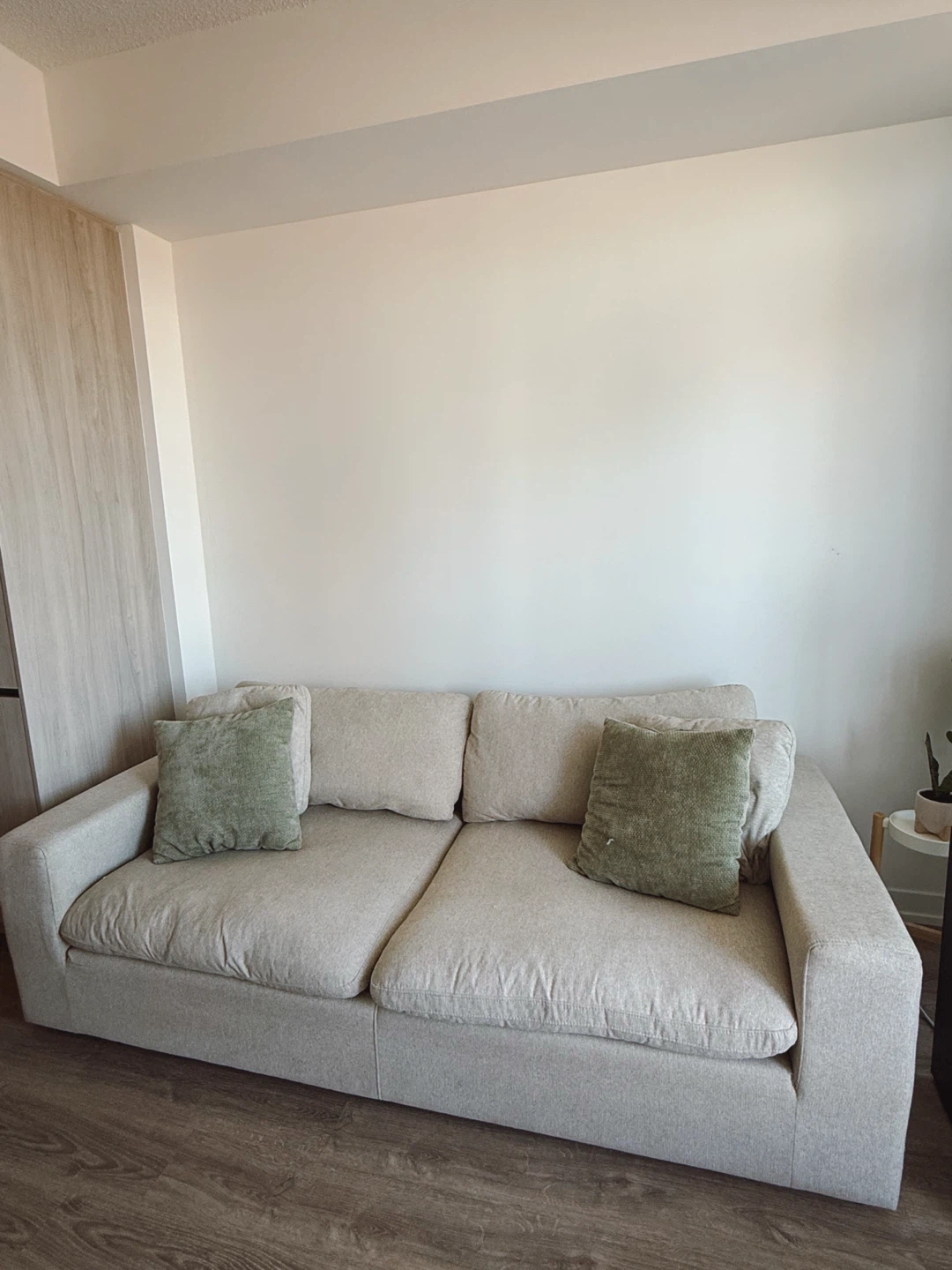 3 seats Sofa with Ottoman -STRUCTUBE