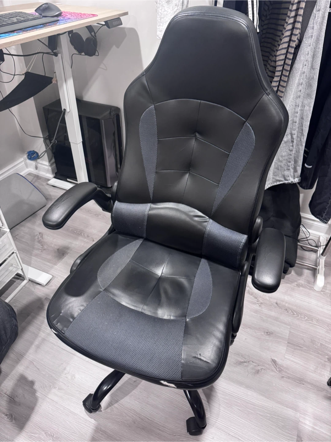 Office Desk & Chair - photo 2
