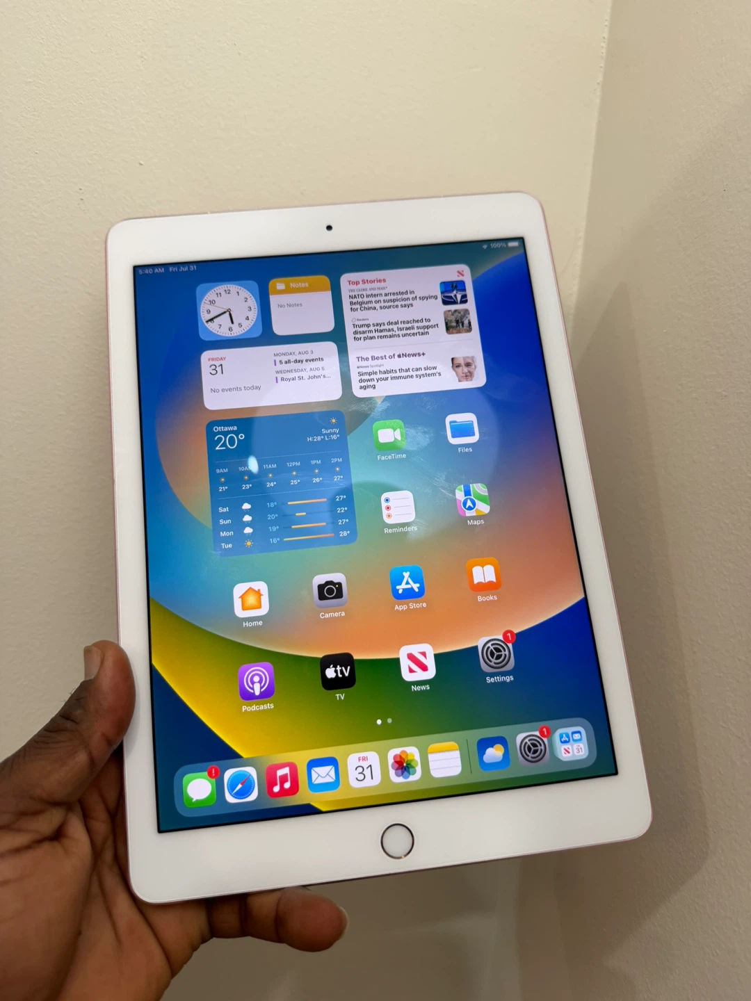 iPad Pro 9.7 128GB Wifi+Cellular - photo 2