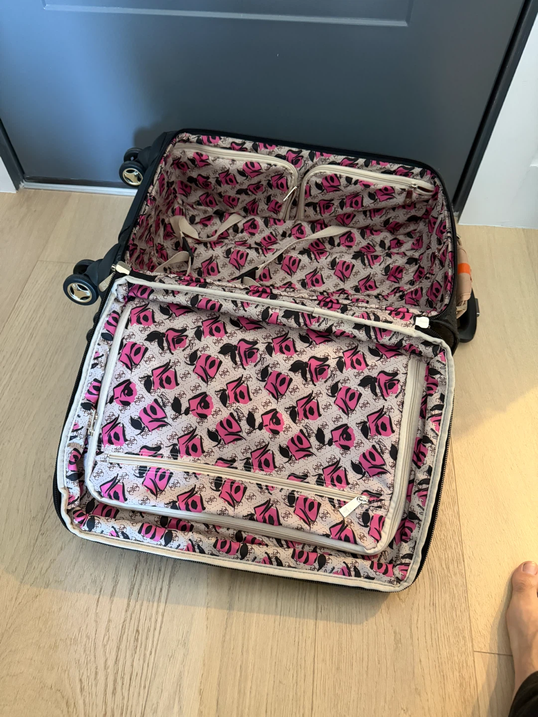 Guess Black Monogram Carry-On Suitcase - photo 4