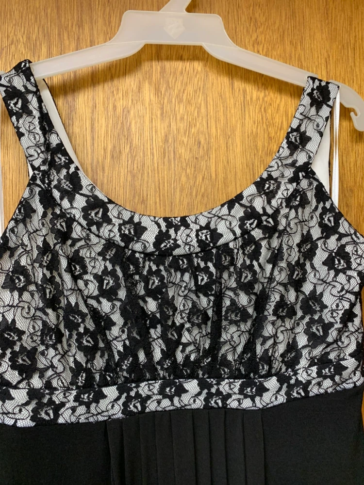 Laura Petite Black Lace & Pleated Dress - photo 2