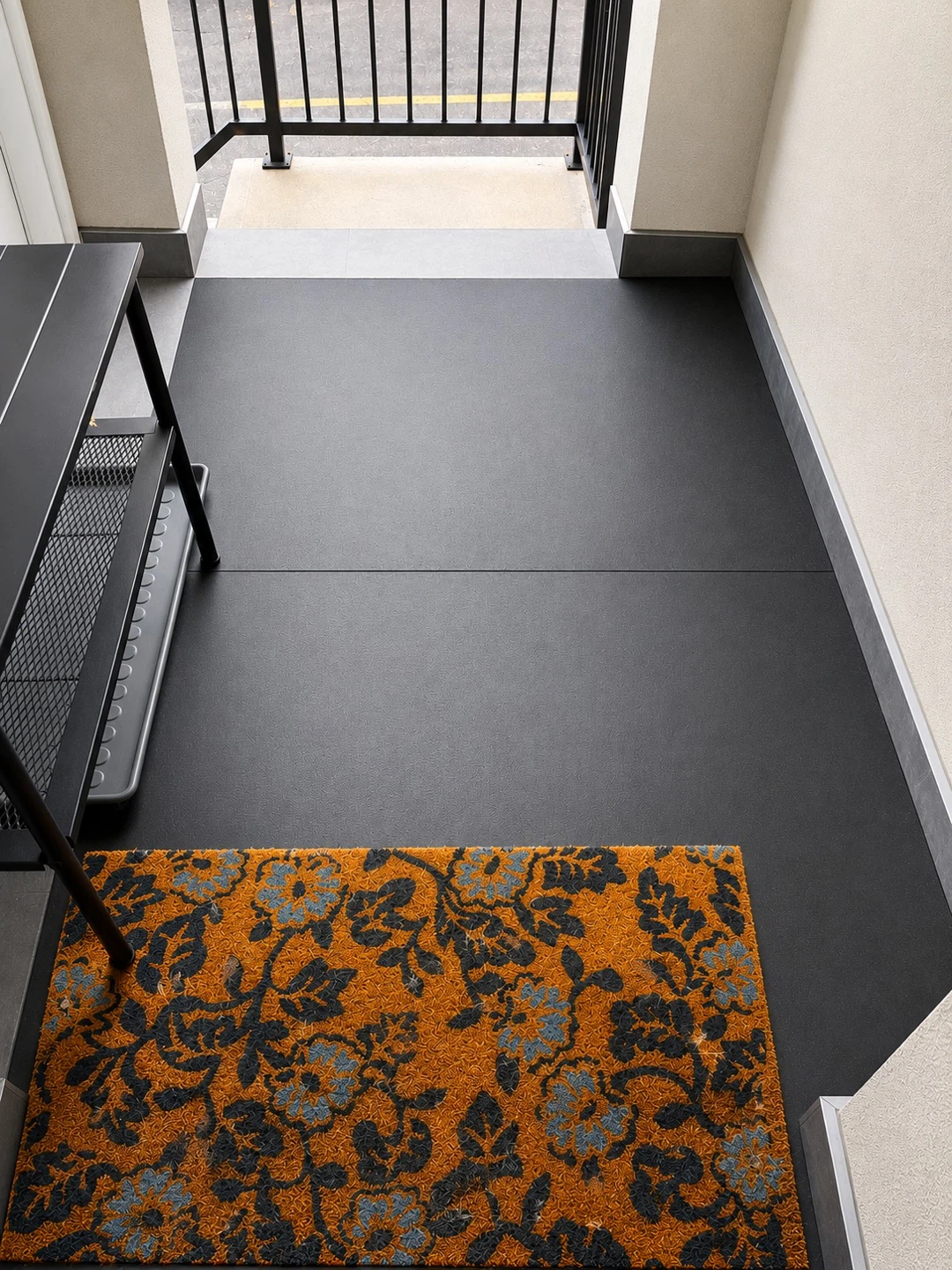 Heavy-Duty Rubber Floor Mats-2 of them - photo 2