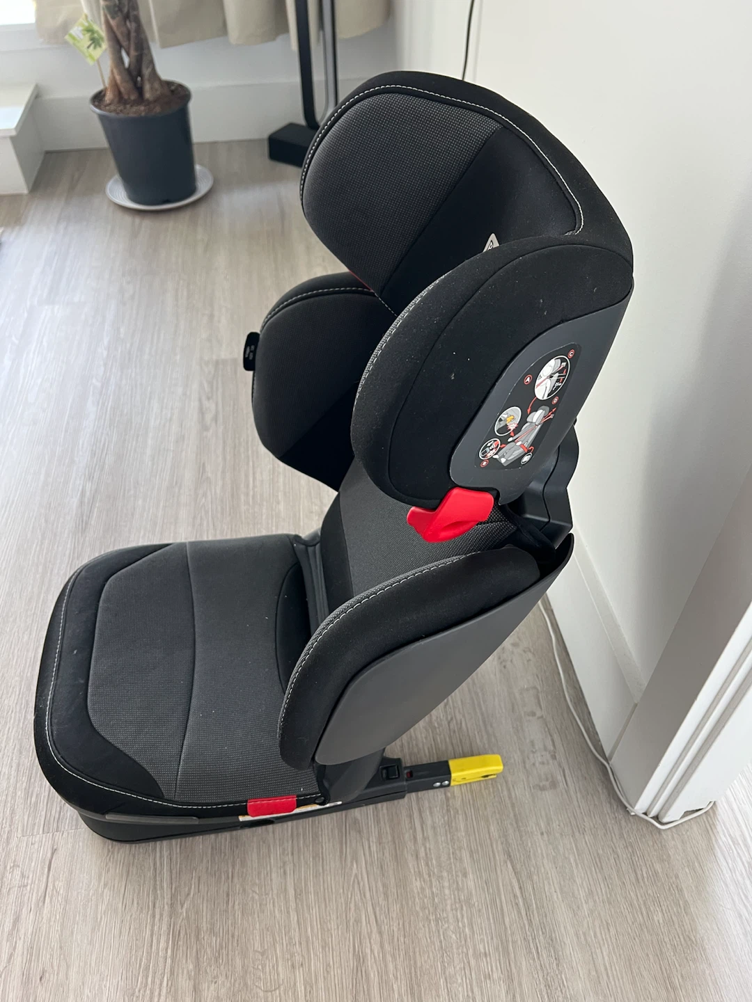 Peg P3r3go Booster Seat