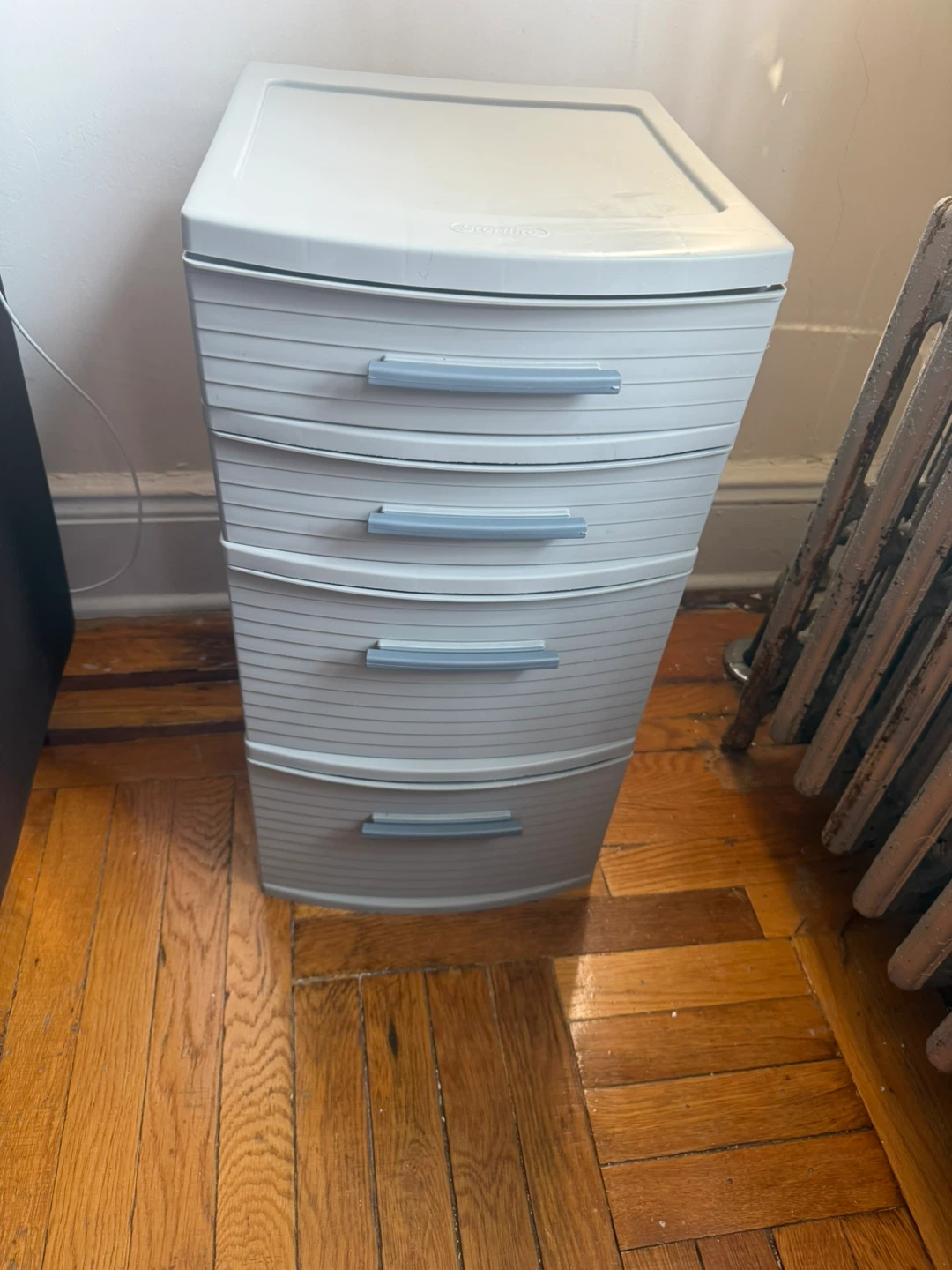 Sterilite 4-Drawer Chest