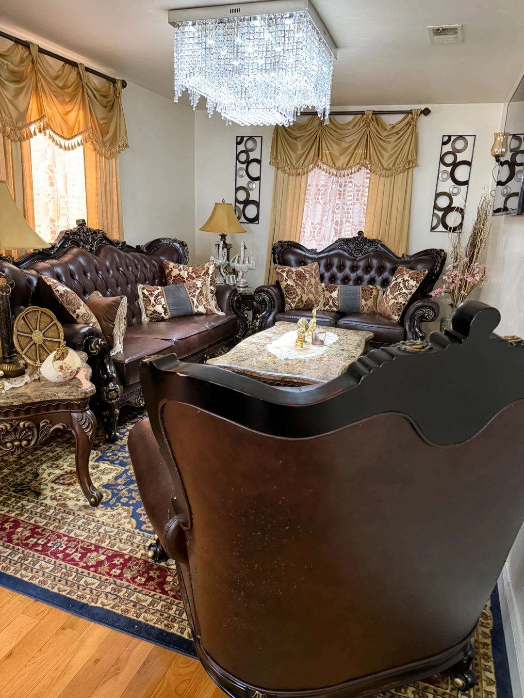 Ornate Chesterfield Style Sofa Set - photo 2