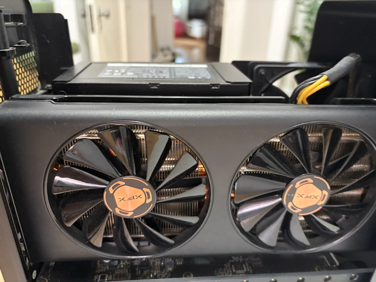 Razer e-GPU enclosure Core X Chroma - photo 4