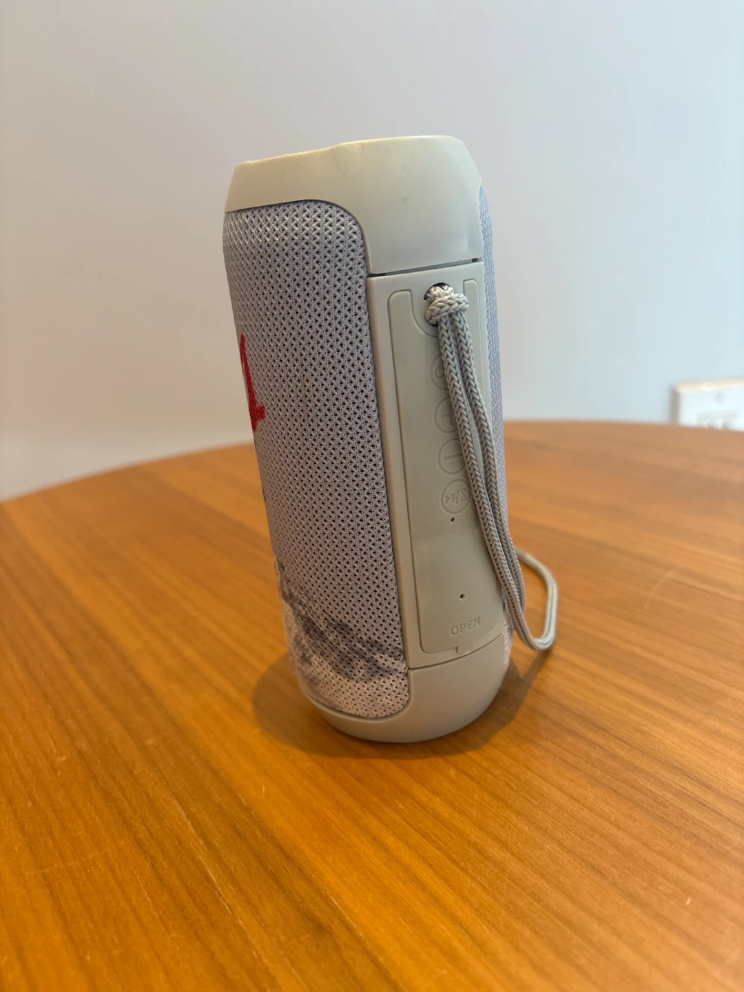 Coors Light Can Shaped Portable Speaker - photo 2