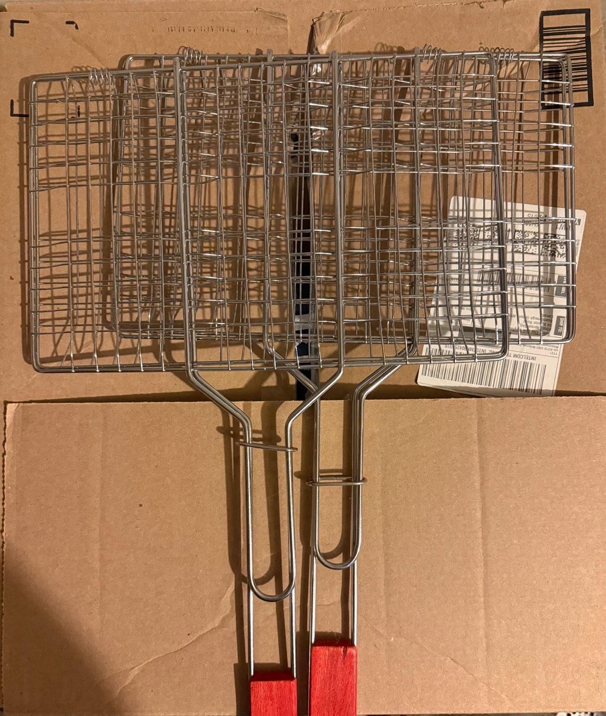Grill Basket with Red Wooden Handles - photo 2