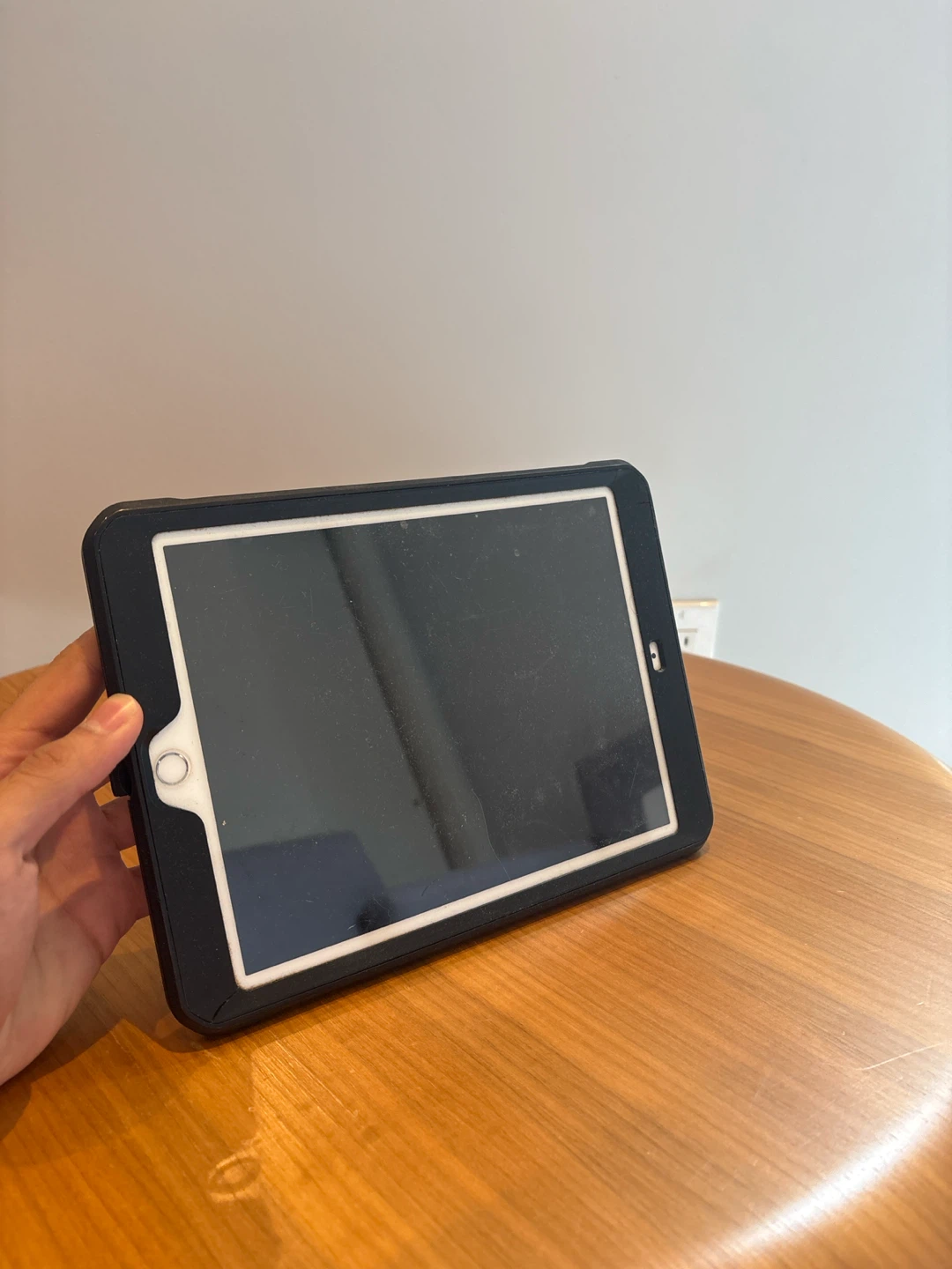 iPad & Rugged Tablet Case with Kickstand