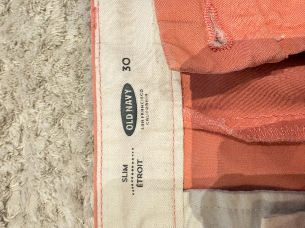 Old Navy Slim Fit Chino Shorts - Peach - Size 30 - photo 2