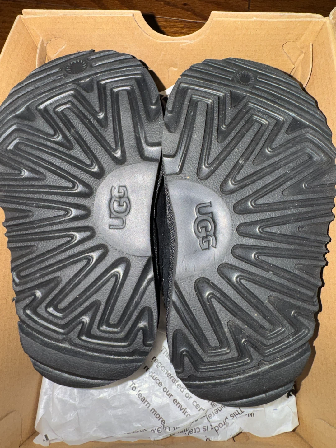 UGG T Tasman II Black Slippers - photo 3