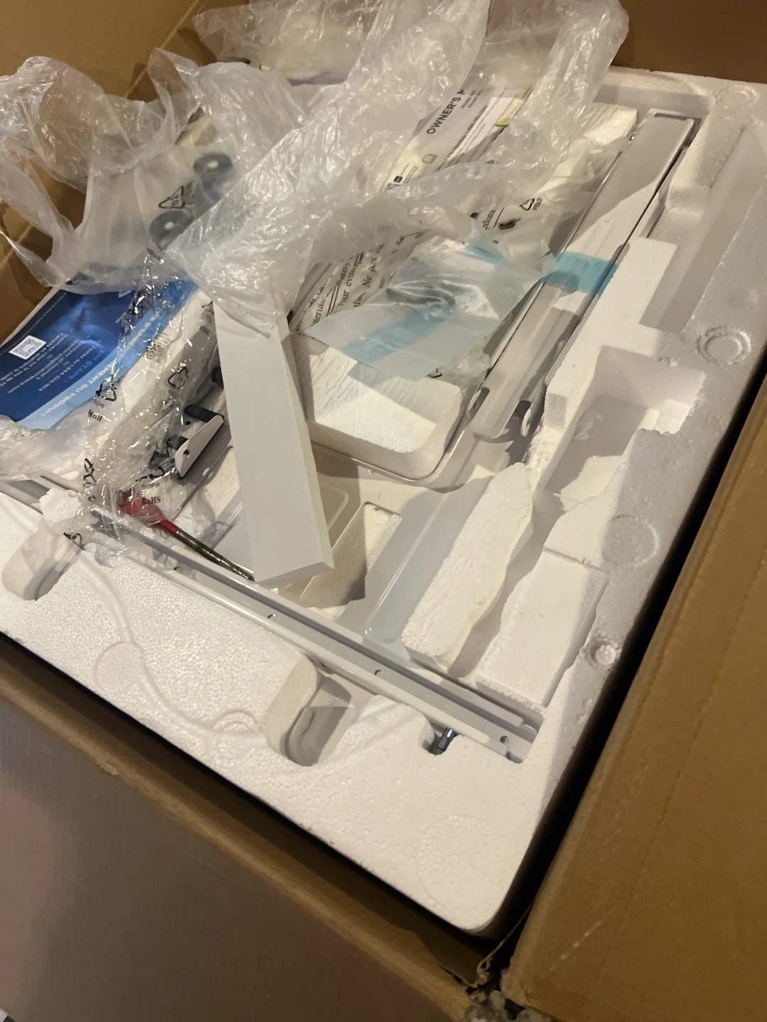 Midea 10,000 BTU U-Shaped Window Air Conditioner - photo 3