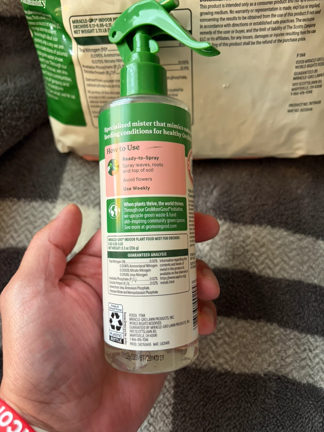 Miracle-Gro Indoor Potting Mix & Plant Food Mist for Orchids - photo 4