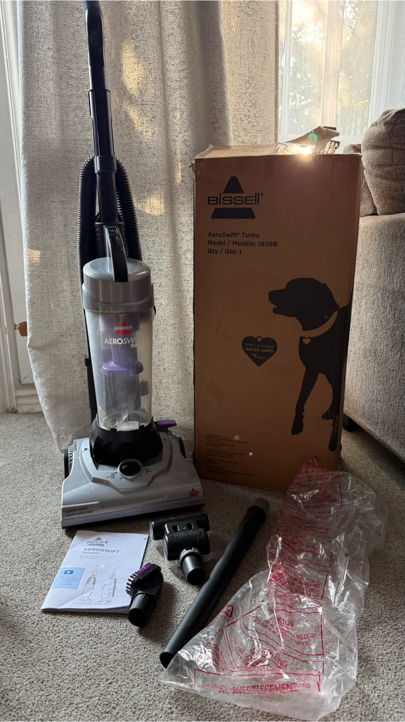 LIKE NEW Bissell Turbo Upright Vacuum Cleaner - photo 3