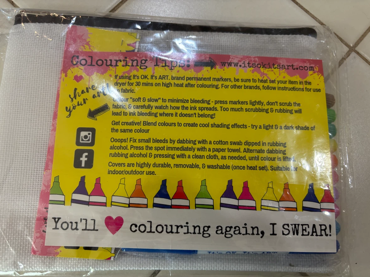 Colouring Pouch with Markers - photo 3