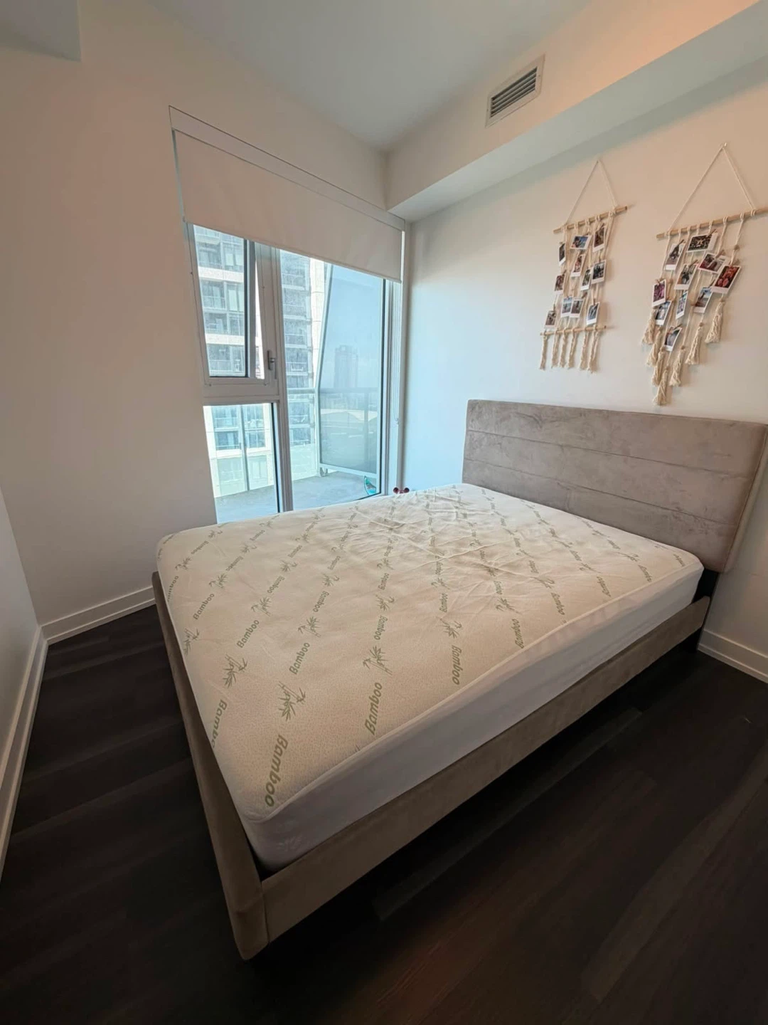Queen Size Bed Frame - photo 3