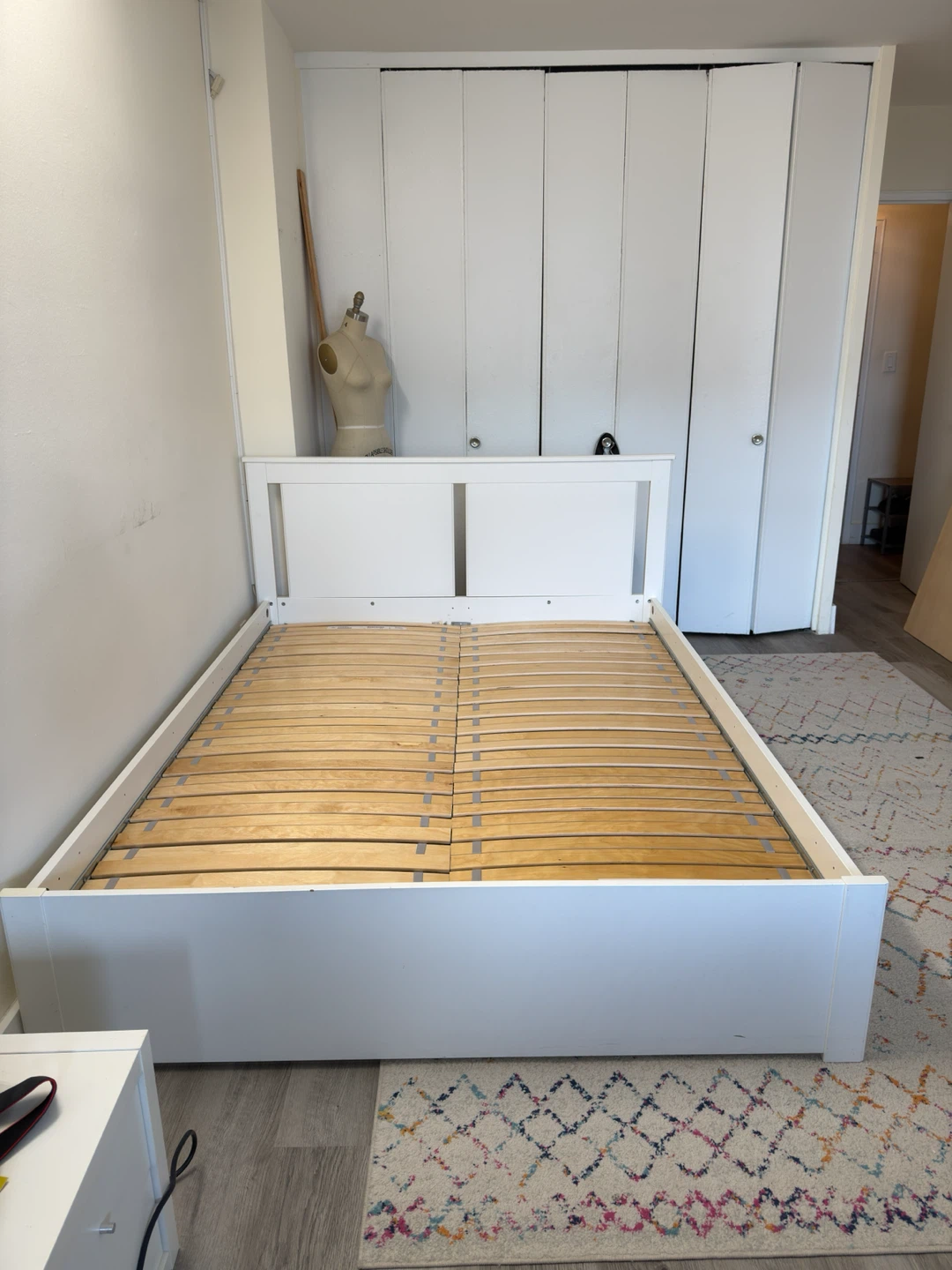 IKEA SONGESAND - Queen White Bed Frame with Drawers - photo 3