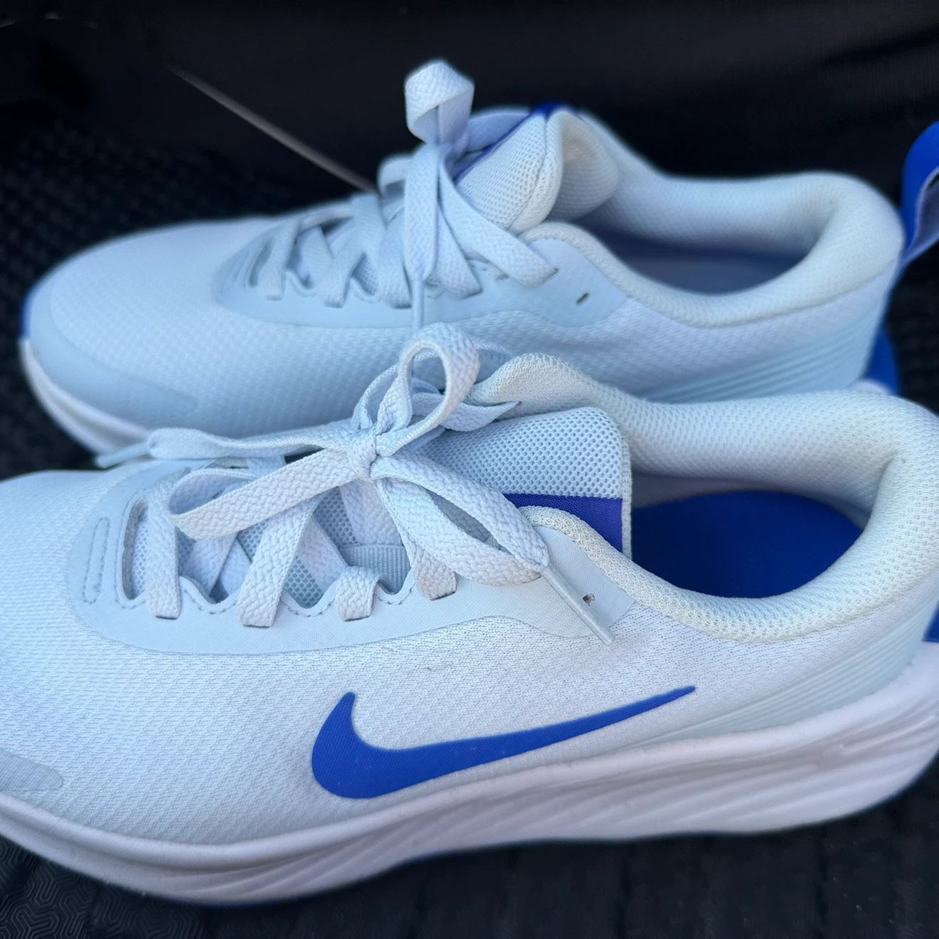 Nike Revolution White/Blue Running Shoes
