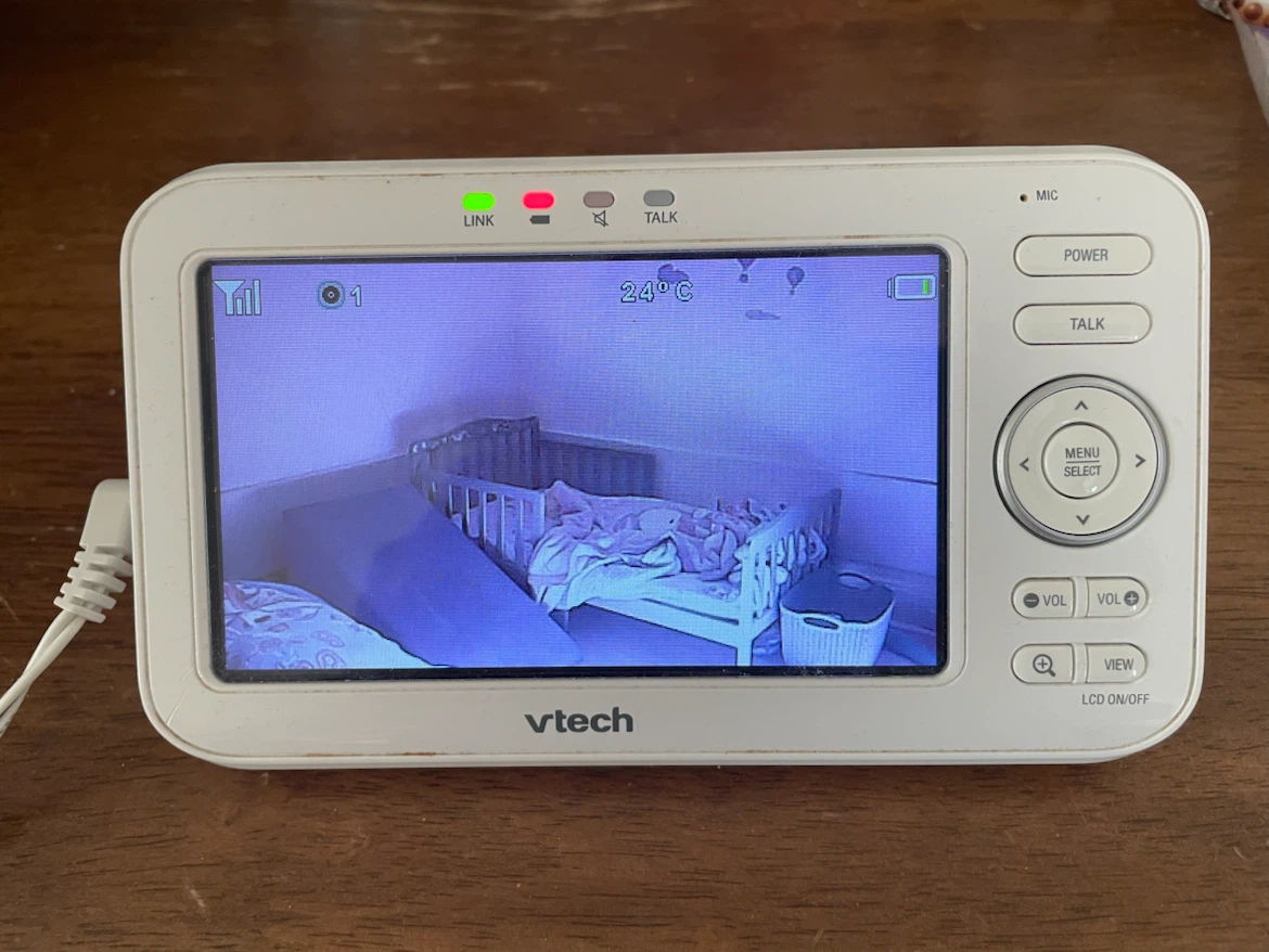 VTech Baby Monitor with Camera - photo 3