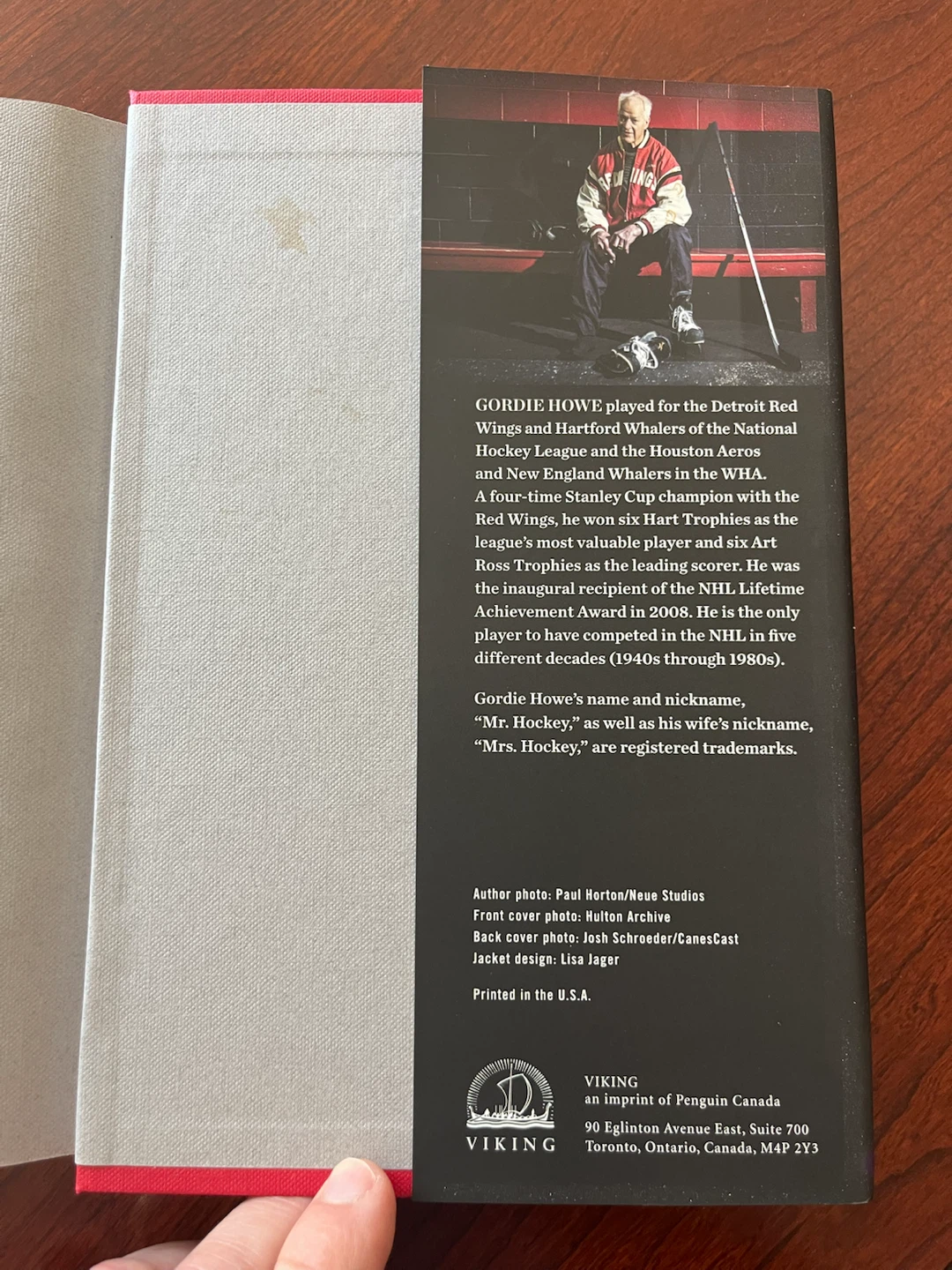 Mr Hockey Gordie Howe hardcover book - photo 4