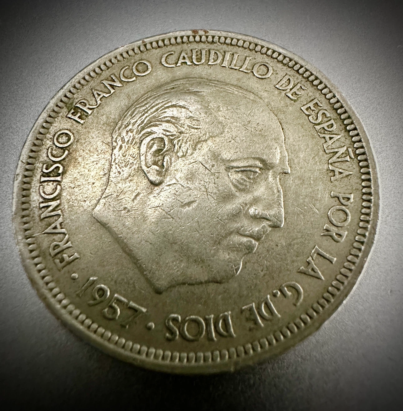 1957 Spain 50 Pesetas Coin - photo 2