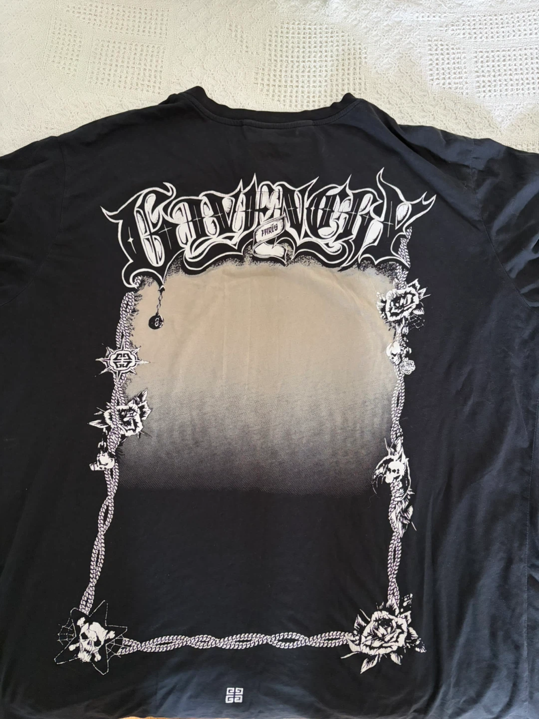 Authentic Givenchy Oversized T-Shirt – Black