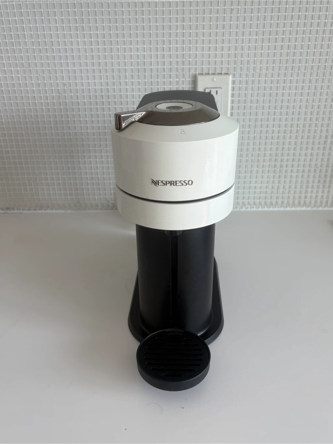 Nespresso Vertuo Next in White