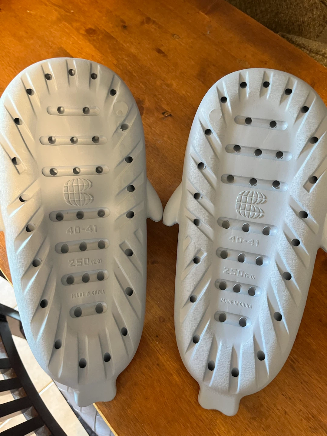 Comfy/soft Shark Slides/Sandals - photo 3