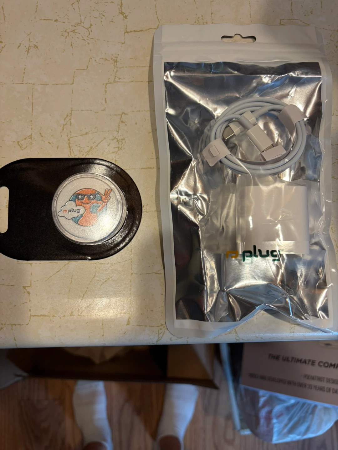 PLUG Tech USB C Charger and Cable with FREE Popsocket
