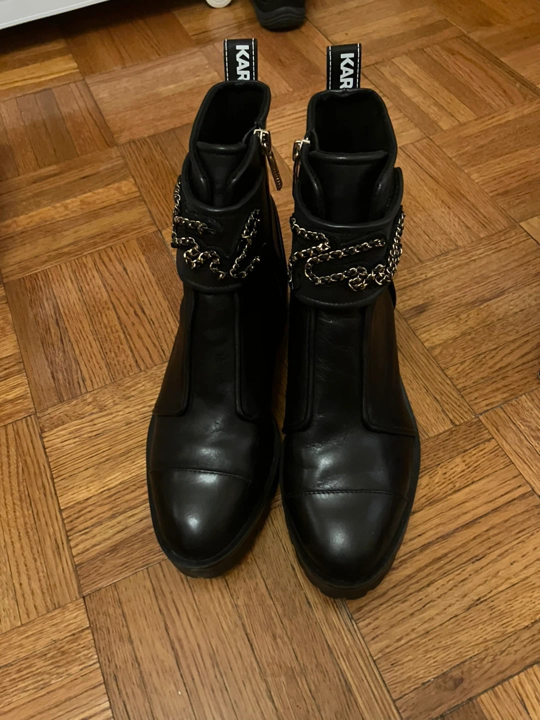 Karl Lagerfeld Black Leather Chain Detail Ankle Boots - photo 2