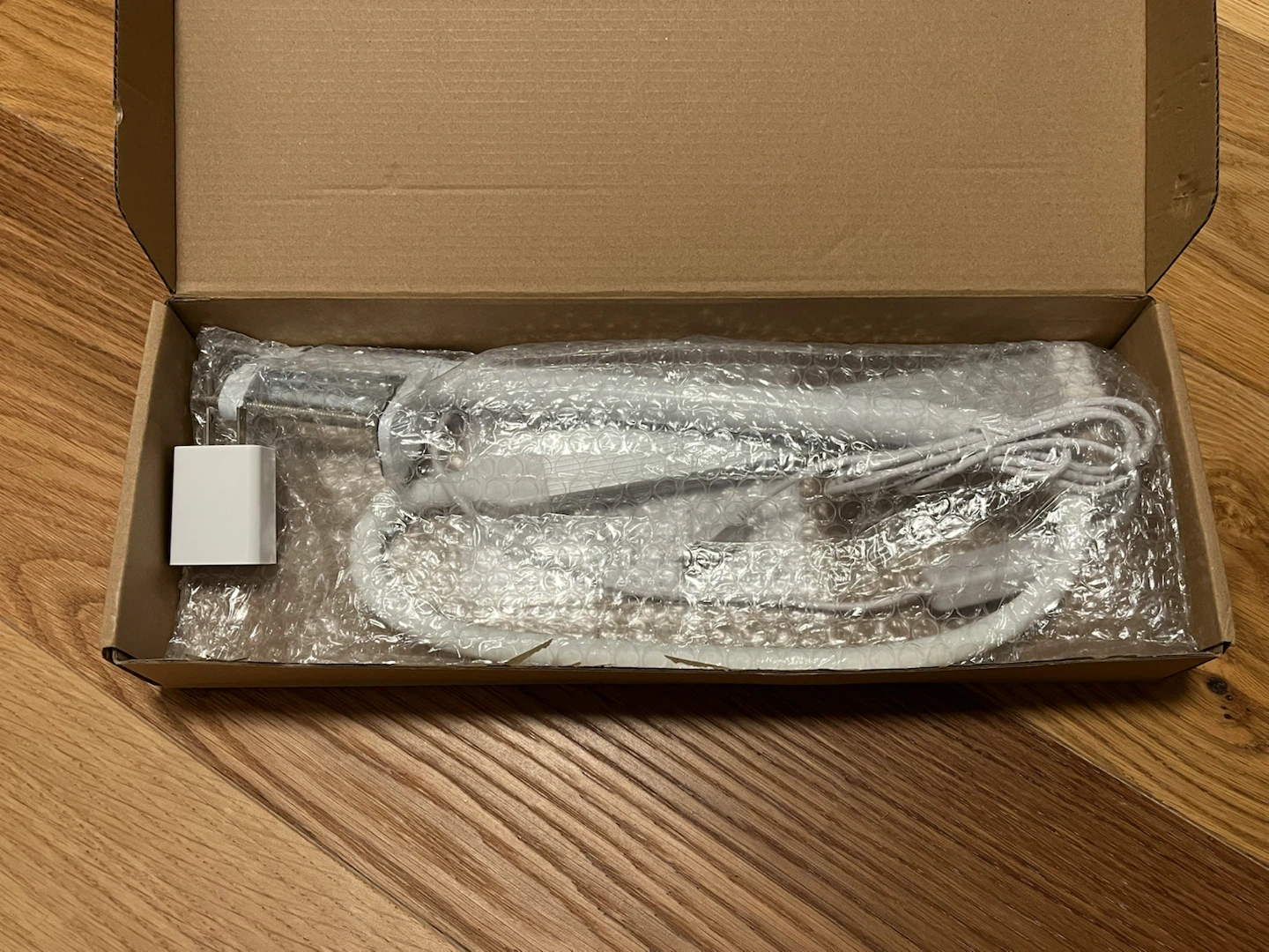 New White LED Desk Lamp with 3 Color Modes - photo 3