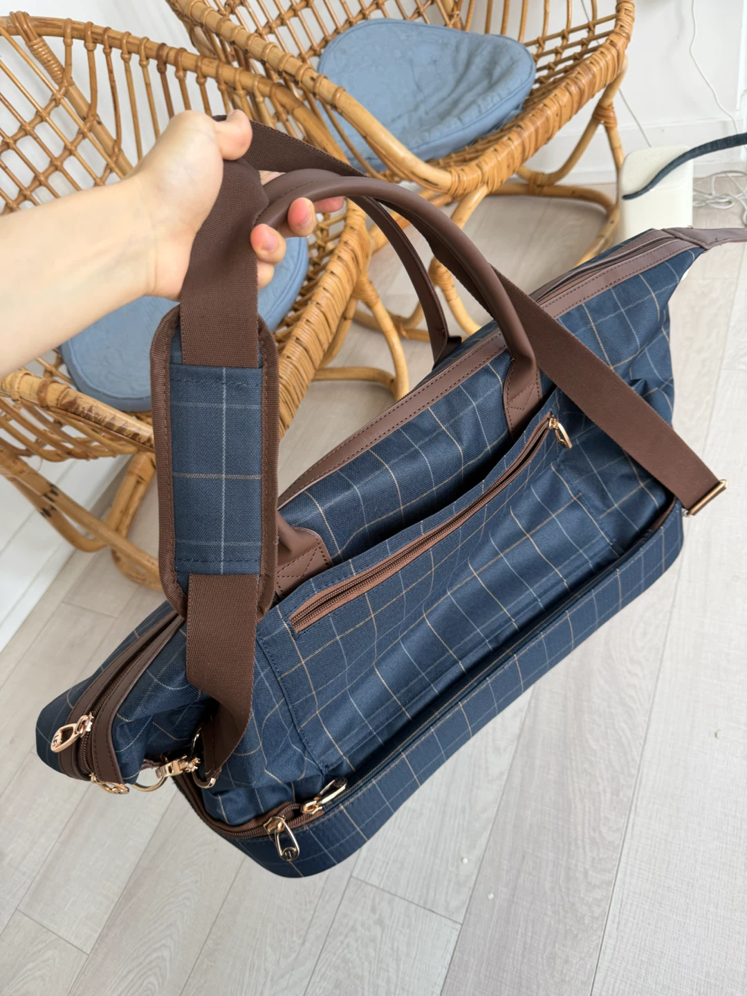 London Fog Travel Bag