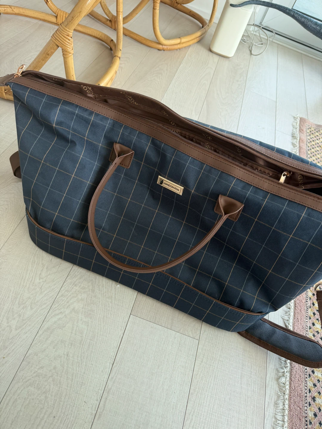 London Fog Travel Bag - photo 5