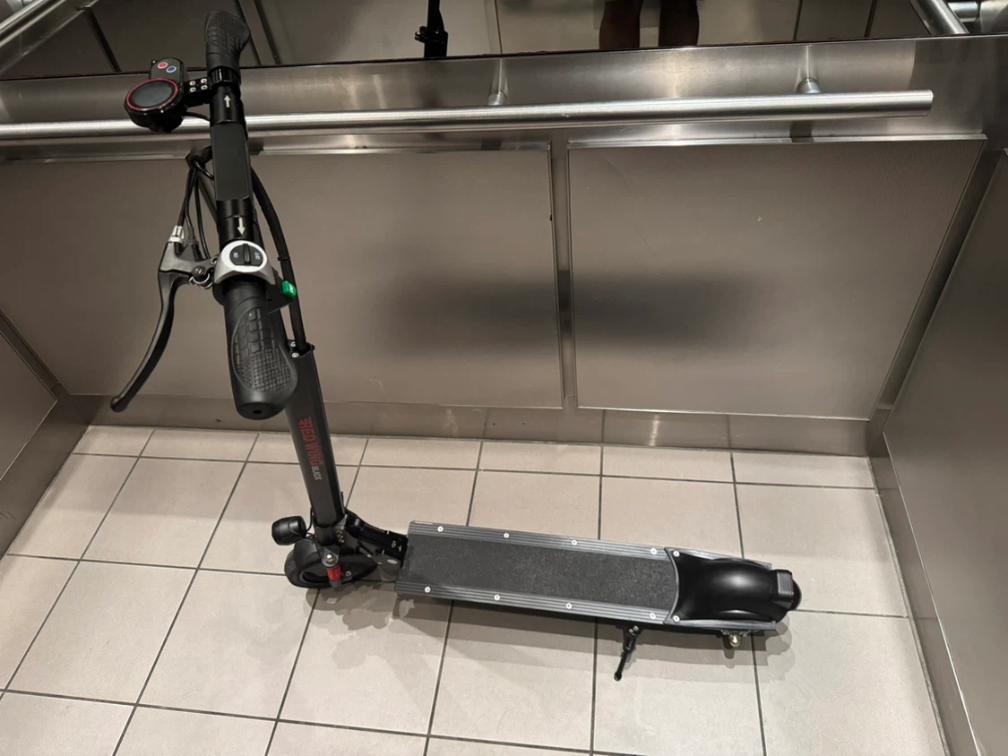 RED WING BLACK Electric Scooter - photo 5