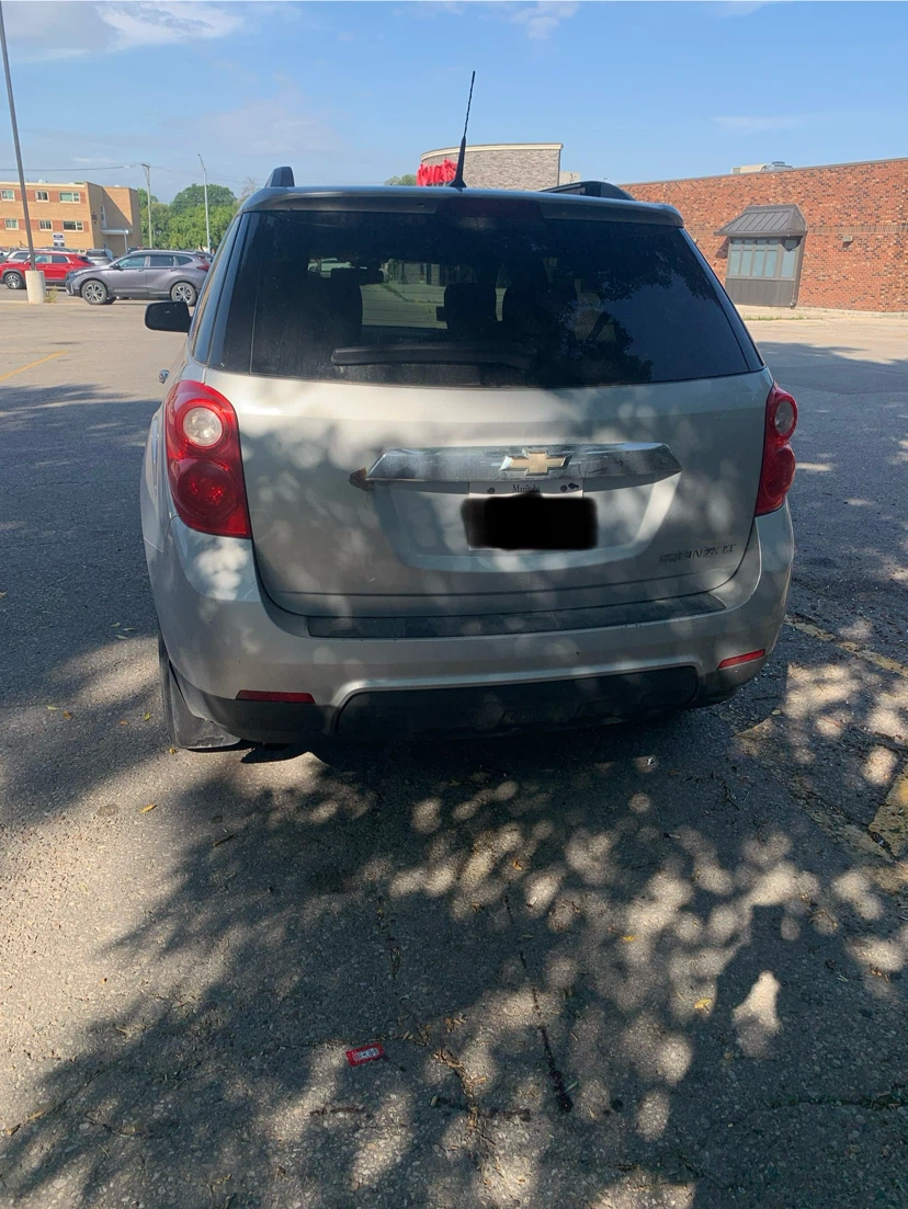 2010 Chevrolet Equinox - photo 2
