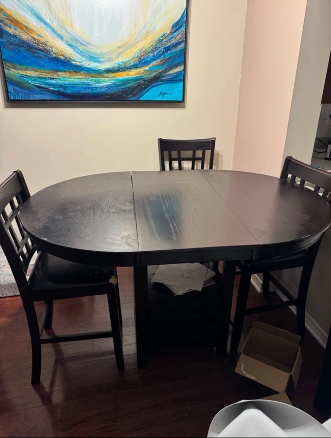 Dark Wood Round Dining Table with 4 Chairs