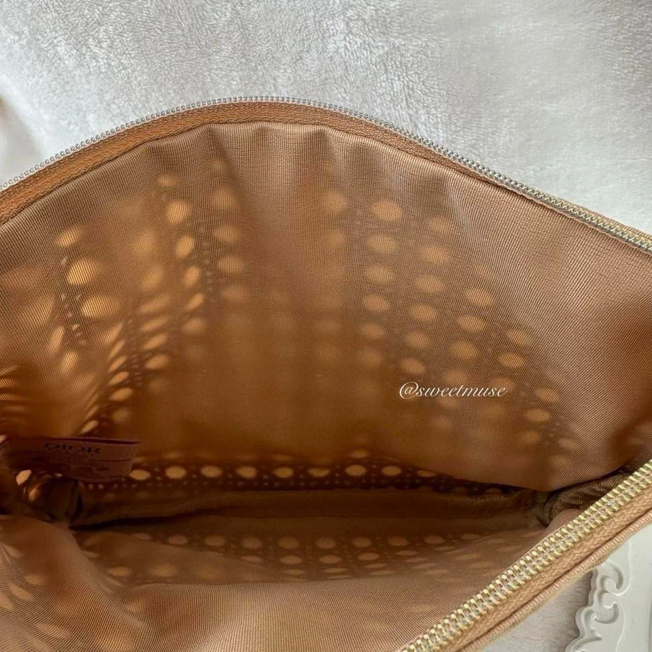 Christian Dior Woven Pouch makeup pouch - photo 3