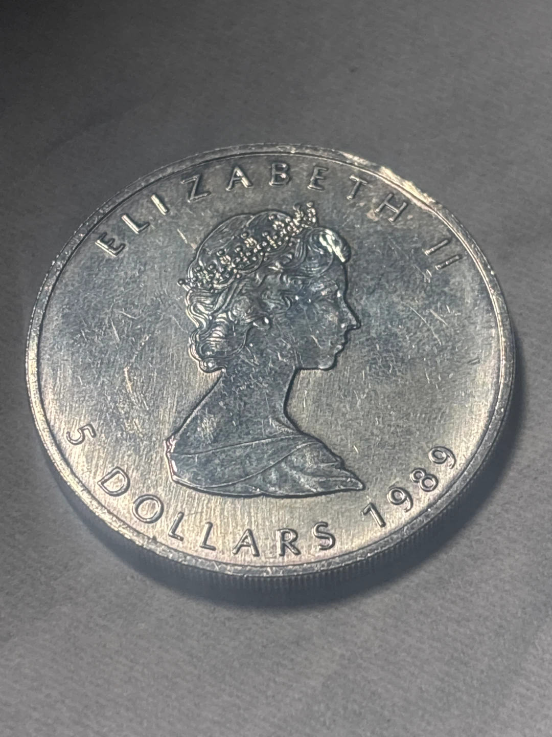 1 oz Silver Maple Leaf Coin - photo 2