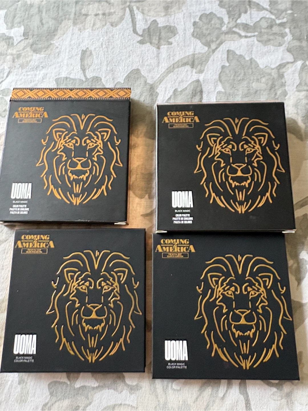 UOMA Beauty  Eyeshadow Palette