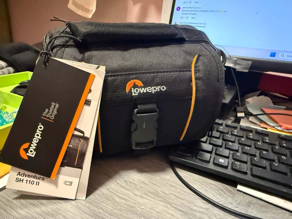 Lowepro Adventura SH 110 II Camera Bag