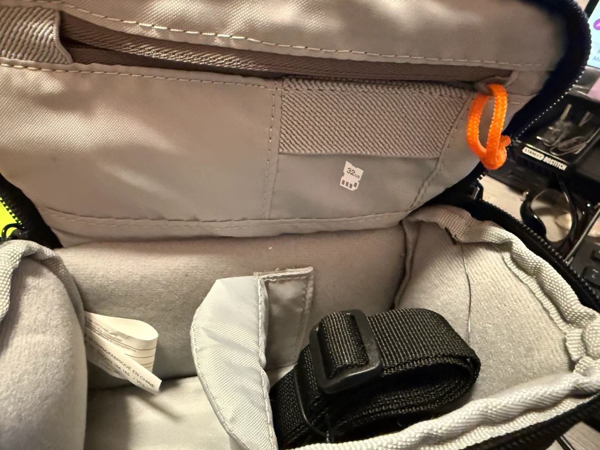 Lowepro Adventura SH 110 II Camera Bag - photo 5