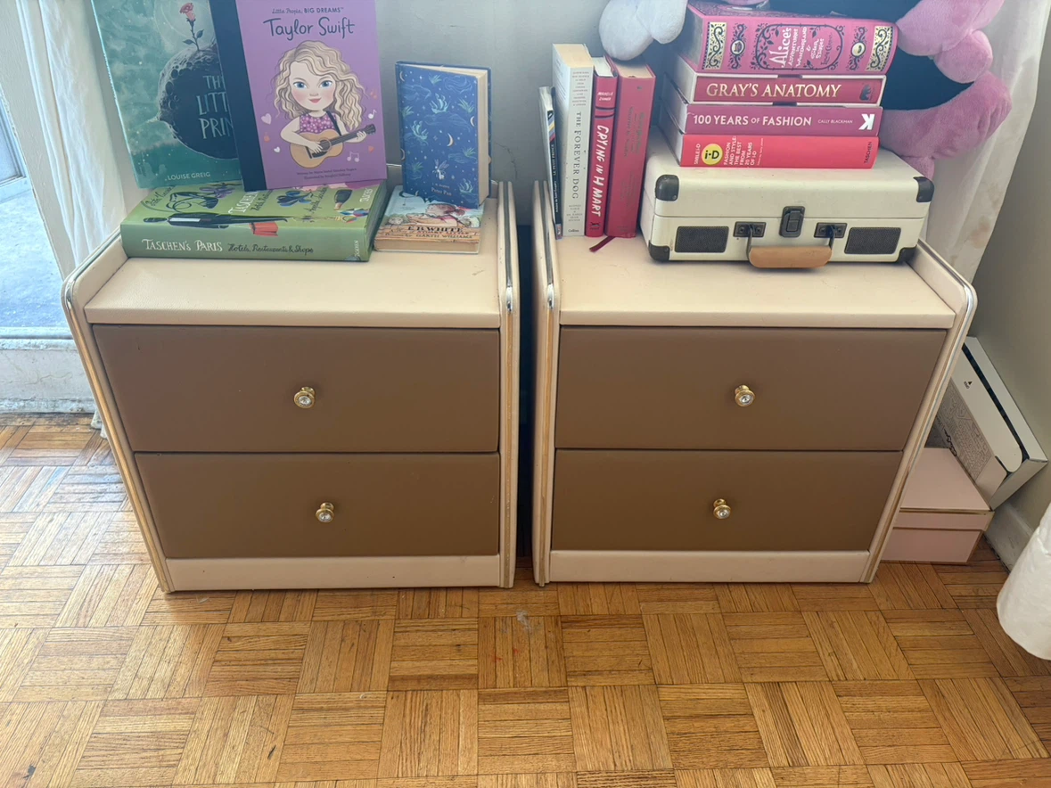 Pair of Mid-Century Modern Nightstands