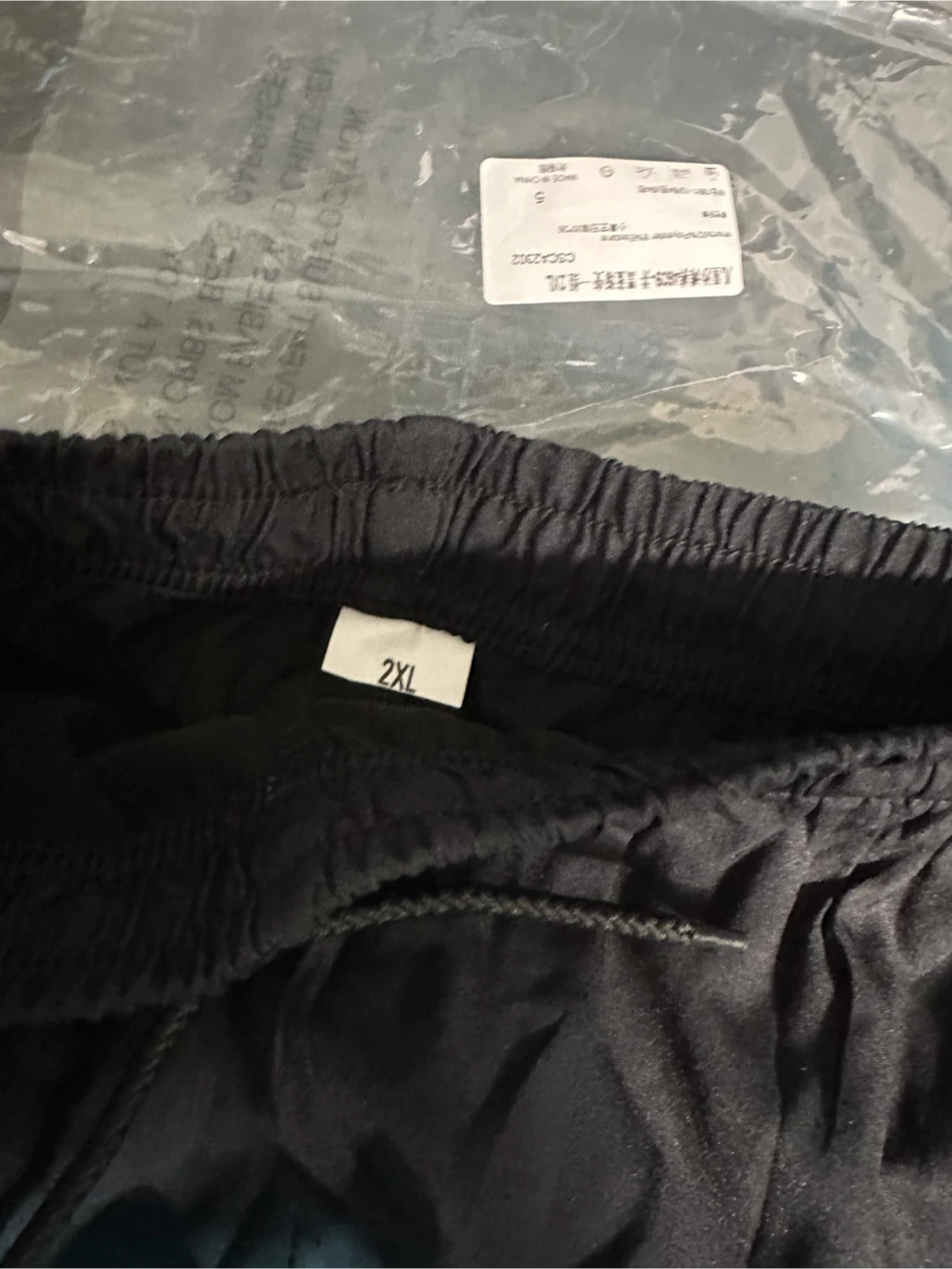 Brand new Kids Swim Trunks - age 5-6 - photo 2
