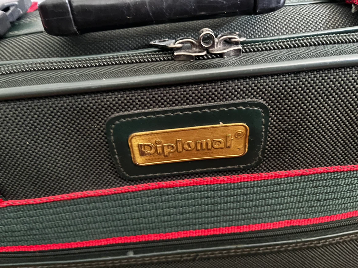 Diplomat Green Carry on luggage - photo 4