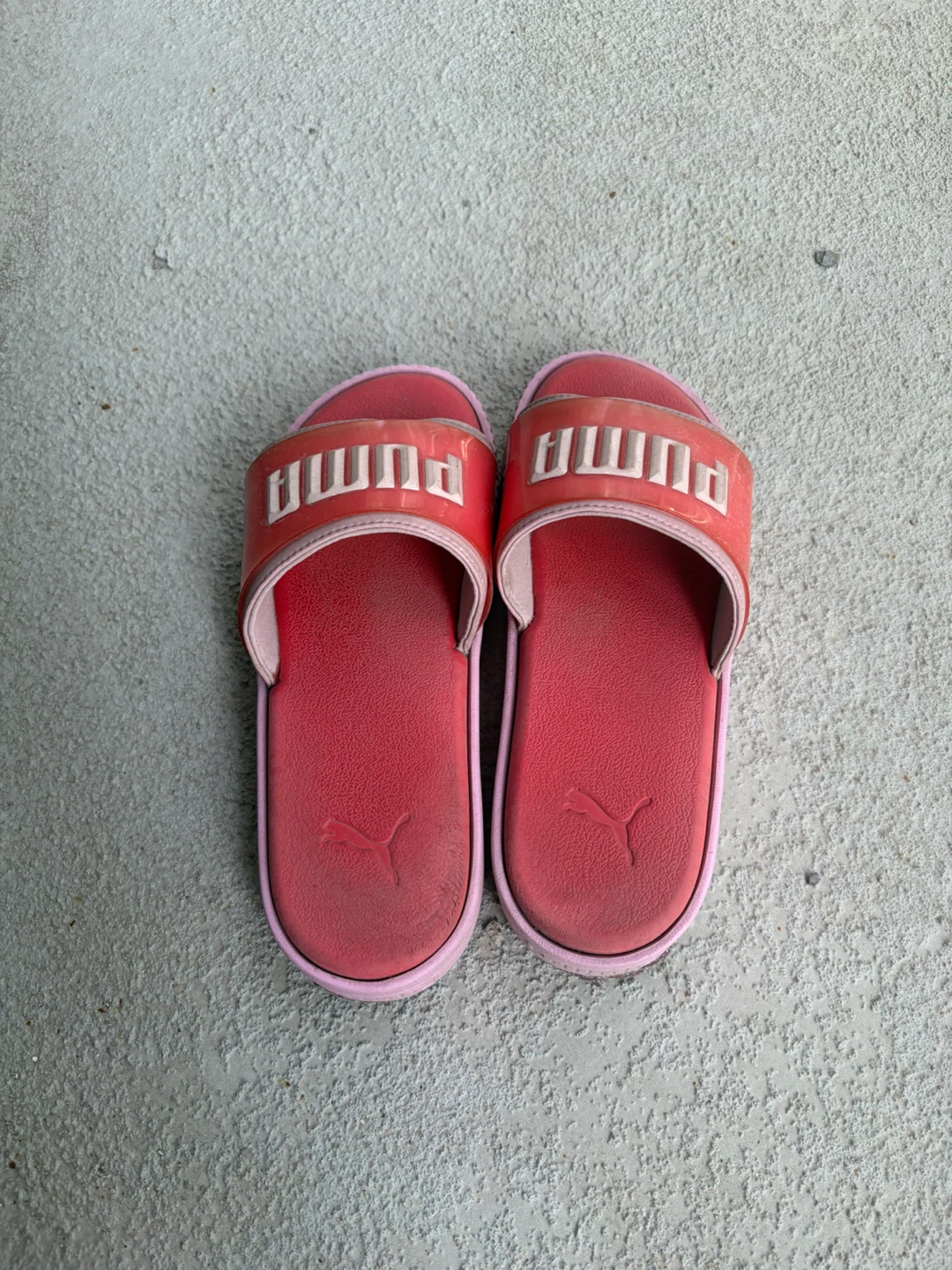 Puma Slides - Pink